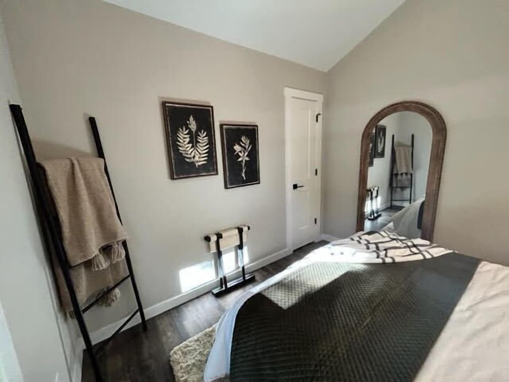 The Little House on Monteagle A luxury tiny home experience in