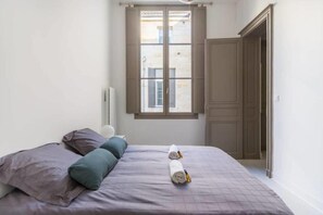 1 chambre, fer et planche Ă repasser, Wi-Fi, draps fournis