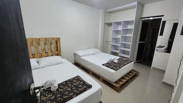 Family Room, 1 Bedroom | 1 bedroom, free WiFi, bed sheets