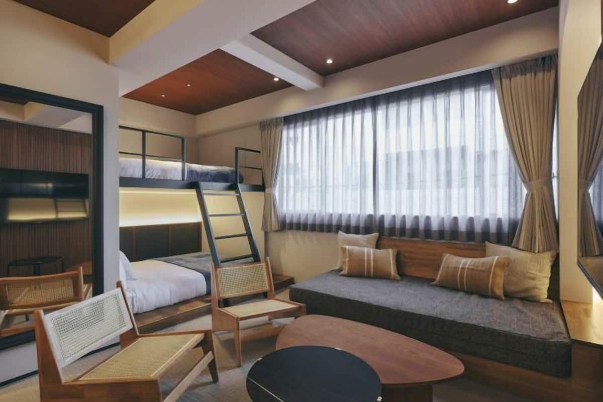 1 quarto, individualmente decorados, individualmente mobiliados