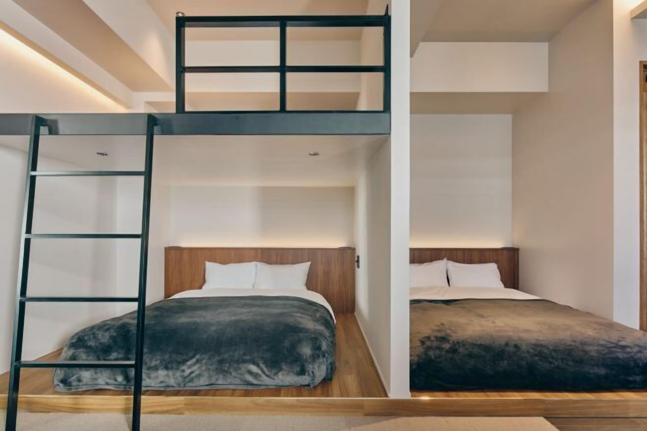 1 bedroom, individually decorated, individually furnished