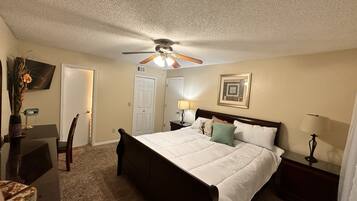 3 bedrooms, desk, iron/ironing board, travel cot