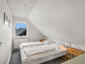 5 bedrooms, Internet