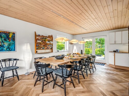 "Lavrans" - 2.5km from the sea by Interhome