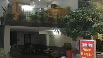 Bagian depan properti