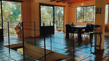 Maison Familiale | Coin séjour