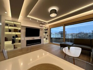 Interior - Austin Modern Penthouse in the heart of Belgrade

 (Beograd)