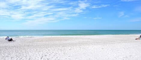 Sun-loungers, beach towels