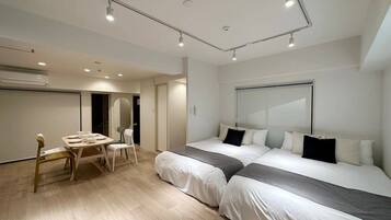 Strykejern/-brett, wi-fi og sengetøy