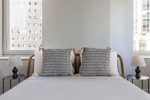 2 slaapkamers, een strijkplank/strijkijzer, wifi, beddengoed