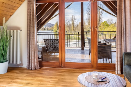 Ferienwohnung 'Anne' mit Seeblick, Balkon und WLAN