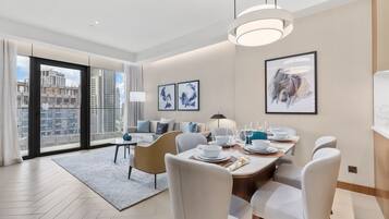 City Apartment | Living area