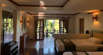 Saensukkho Green Hotel & Resort