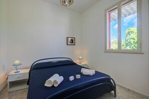 Villa – standard, flere soverom (Villa Strea with pool) | 3 soverom, wi-fi (inkludert) og sengetøy