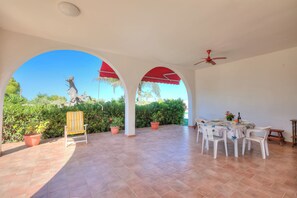 Standard Villa, Multiple Bedrooms (Villa Strea with pool) | Outdoor dining