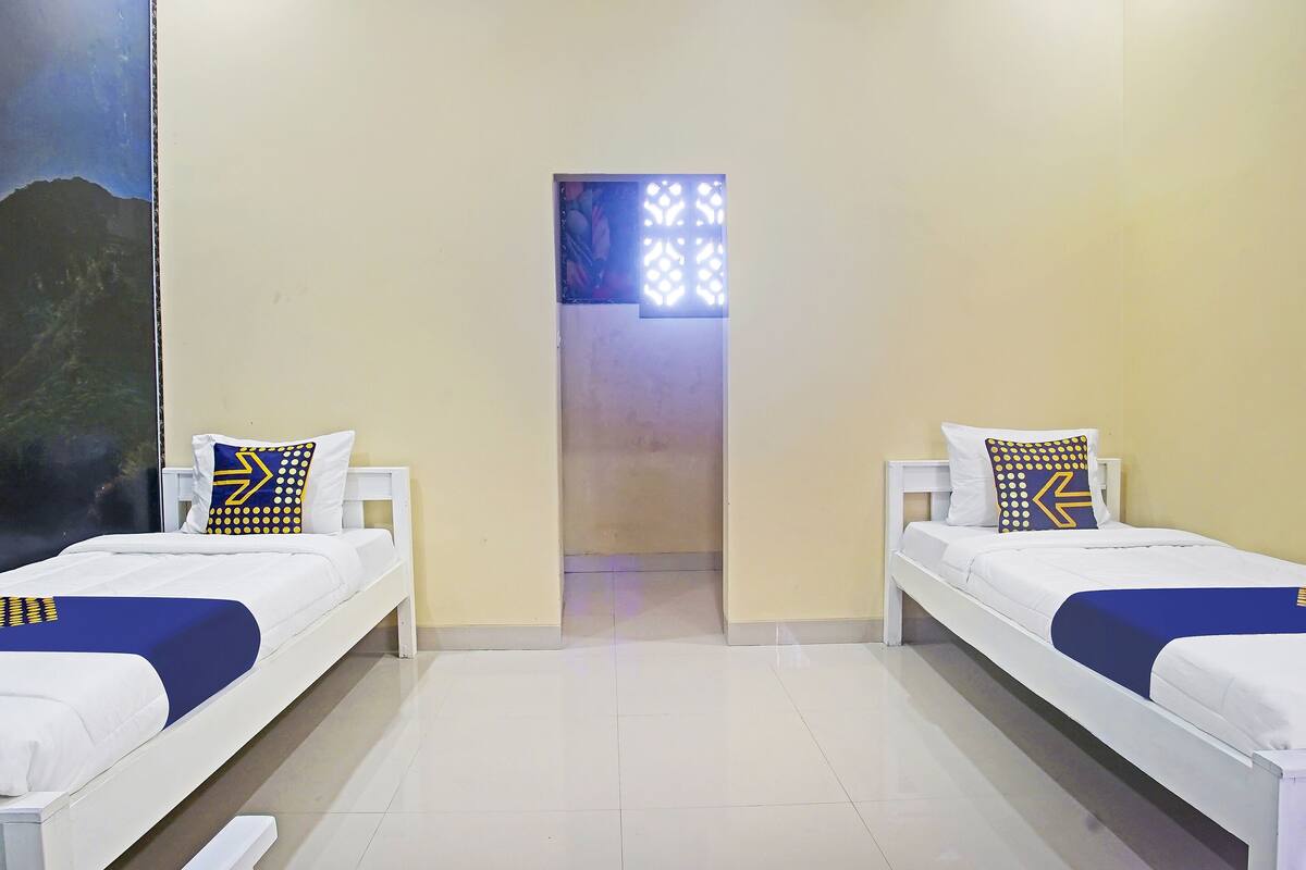 Basic Single Room