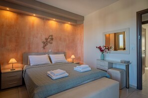 Villa | 5 bedrooms, free cribs/infant beds - Villa Sandy-evi in Asteri 2 Buildings Private Pool (Rethymno)