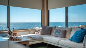 Fireplace - AWESOME Beach House Bicheno (Glamorgan-Spring Bay)
