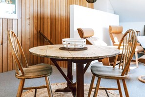 Dining - The Barn - Georges Bay, St Helens (Break O'Day)