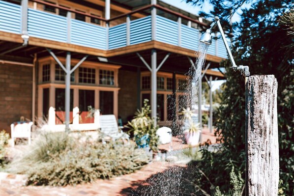 Exterior detail - The most beautiful guest retreat (Break O'Day)