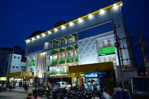 Front of property - Hotel Priya (Raichur)