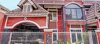 OYO Life 92546 Kost Merah Bojongsoang Syariah