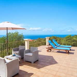 Villa | 3 bedrooms - Island View in Antipata (Kefalonia)