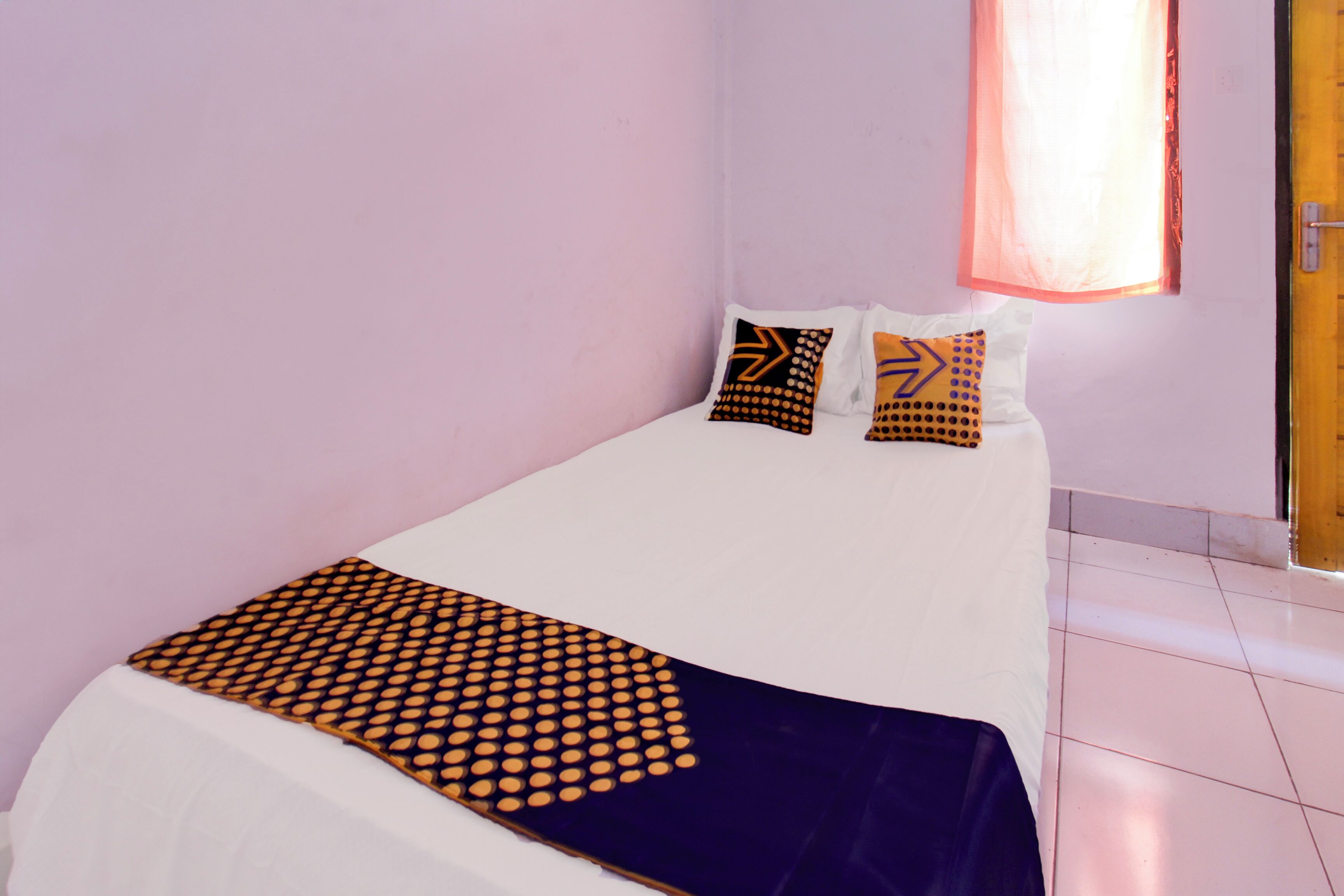 Deluxe Double Room | WiFi (free), bed sheets