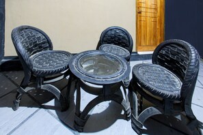 Lobby - OYO Life 93156 Rumah Kosan (Janapria)
