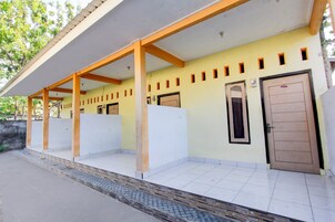 Fachada de la propiedad