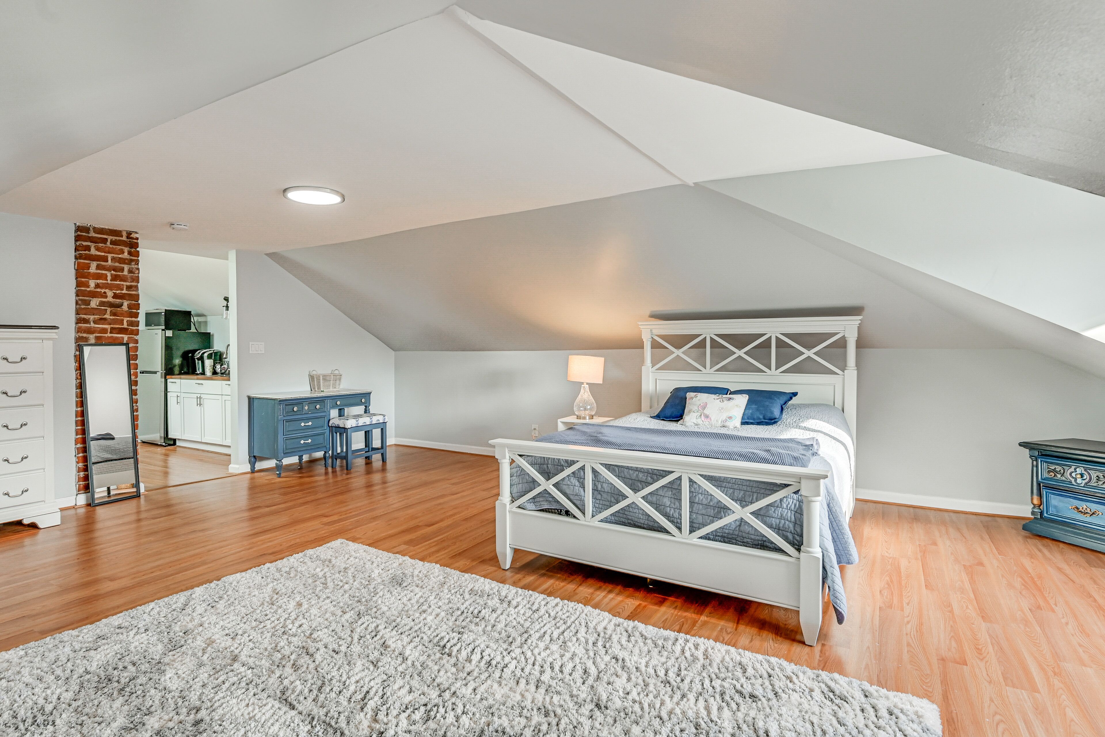 Newington Vacation Rental ~ 9 Mi to Hartford!
