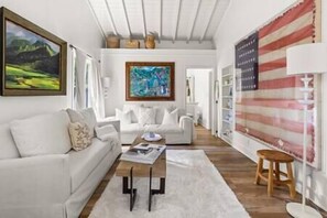 Living area - Rincon Villa at 1 Miramar Beach Club (Montecito)