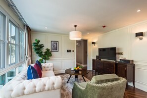 Elite Apartment, 2 Bedrooms, City View, Poolside | 2 bedrooms, Egyptian cotton sheets, premium bedding, down duvets - The Elite Thong Lor 25 (Bangkok)