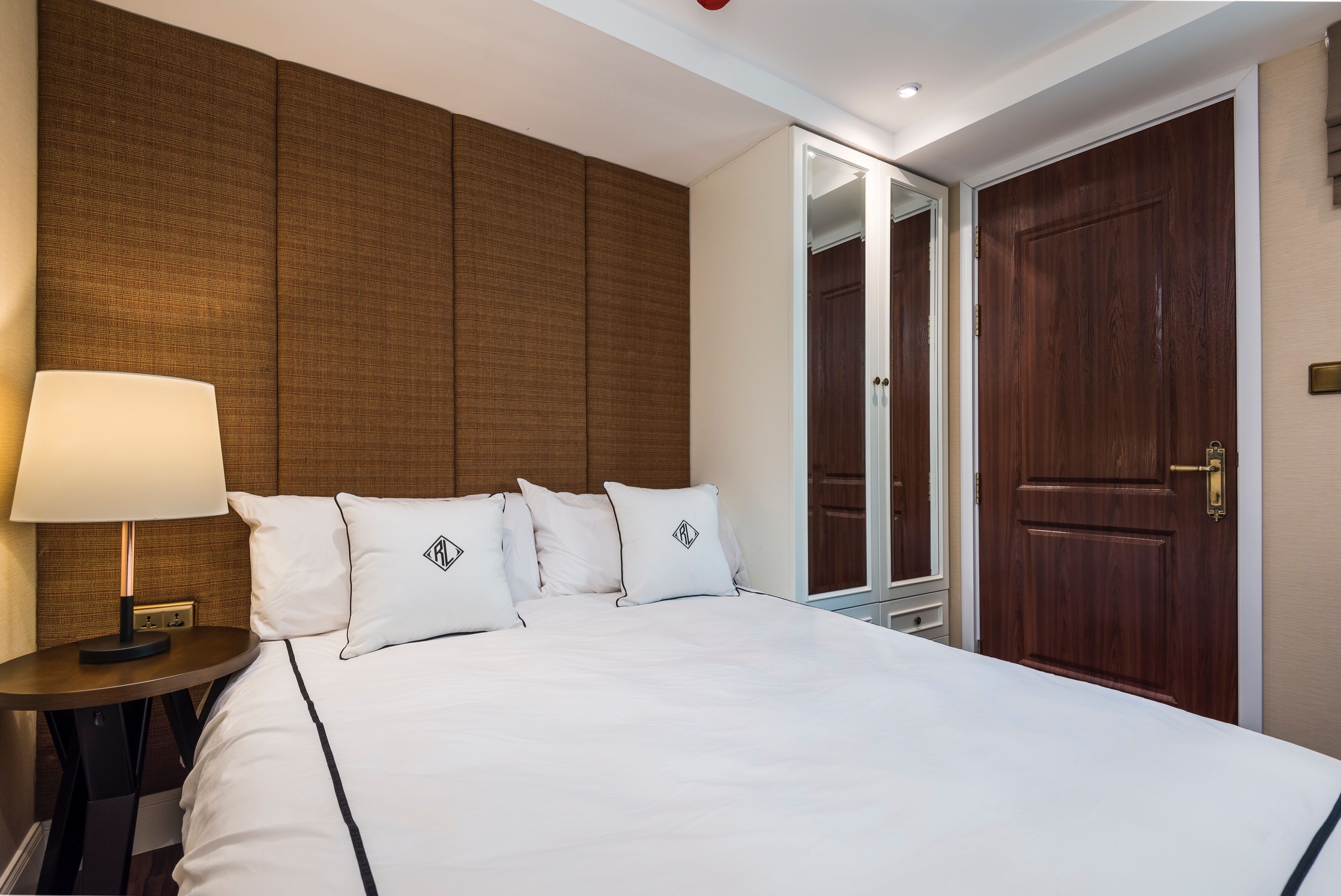 Elite Apartment, 2 Bedrooms, City View, Poolside | 2 bedrooms, Egyptian cotton sheets, premium bedding, down comforters