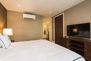 Elite Apartment | 2 bedrooms, Egyptian cotton sheets, premium bedding, down duvets