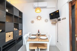 Dining - I Fari Apartments 600m From The Beach (Loiri Porto San Paolo)