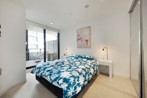 1 chambre, bureau, fer et planche à repasser, Wi-Fi gratuit
