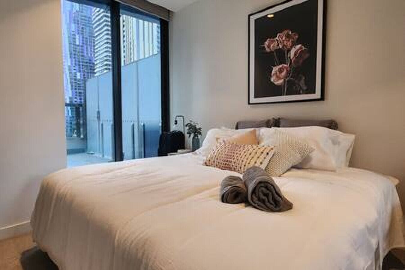 2 bedrooms, desk, iron/ironing board, travel cot