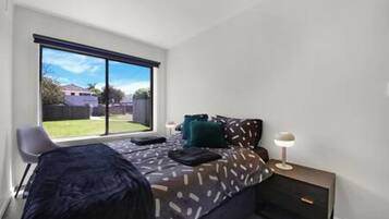 2 Schlafzimmer, Bügeleisen/Bügelbrett, kostenloses WLAN, Bettwäsche