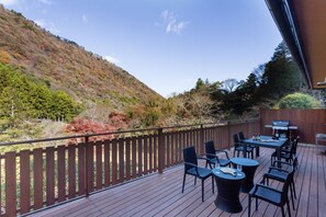 Family House | Terrace/patio - SMART VILLA Hakone Sukumogawa Riverside (Hakone)