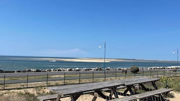 Na praia