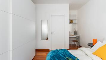 Fer et planche Ă repasser, Wi-Fi gratuit, draps fournis