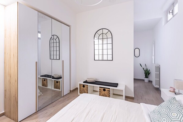 1 bedroom, iron/ironing board, free WiFi, bed sheets