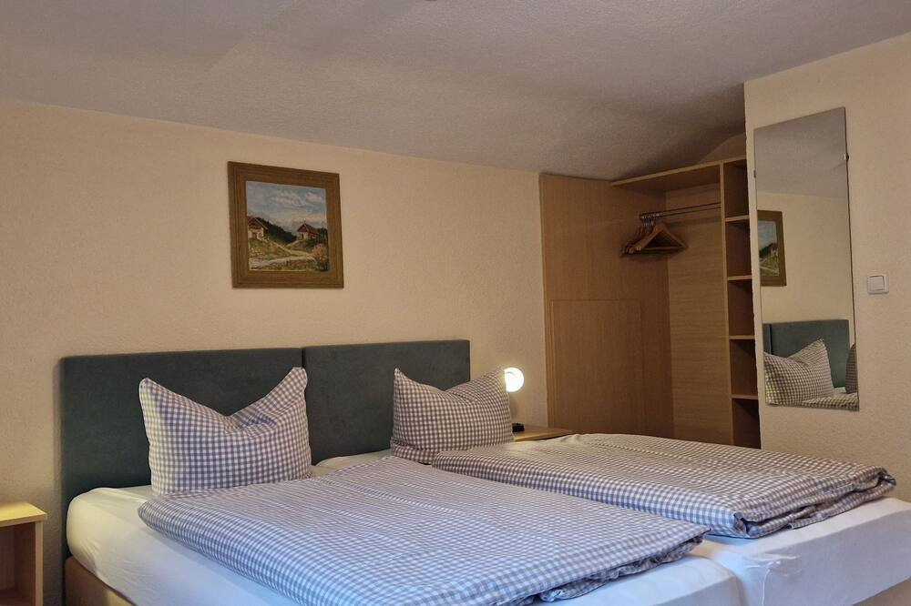 Doppelzimmer 7 - Gasthaus Pension Bergheim