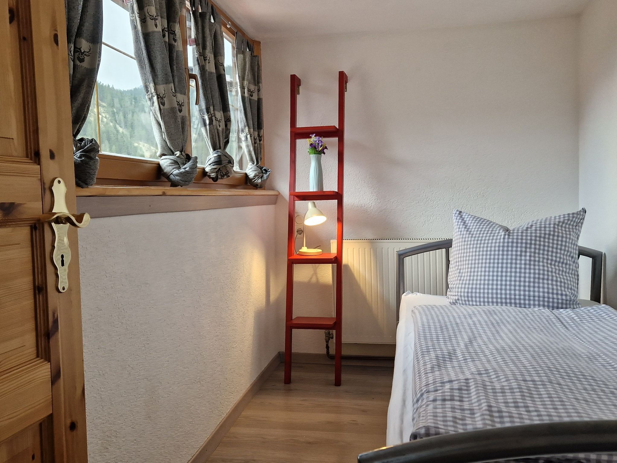 Komfortzimmer 6 - Gasthaus Pension Bergheim