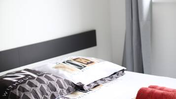 2 chambres, fer et planche à repasser, lit parapluie, Wi-Fi gratuit