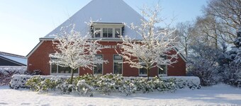 Farmhouse in Fochteloo near National Park