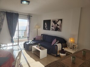 TV - Apartamento Angel (Puerto de Santiago)