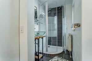 Dusch