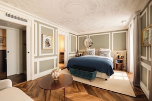 Suite | 2 bedrooms, premium bedding, in-room safe, desk